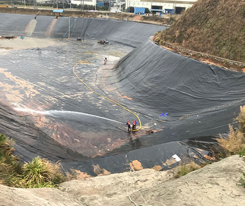 清溪废水池清理